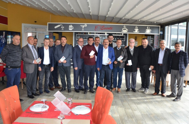 MHP Milas İlçe Başkanlığı’ndan Geçmiş Dönem Başkanlarına Plaket