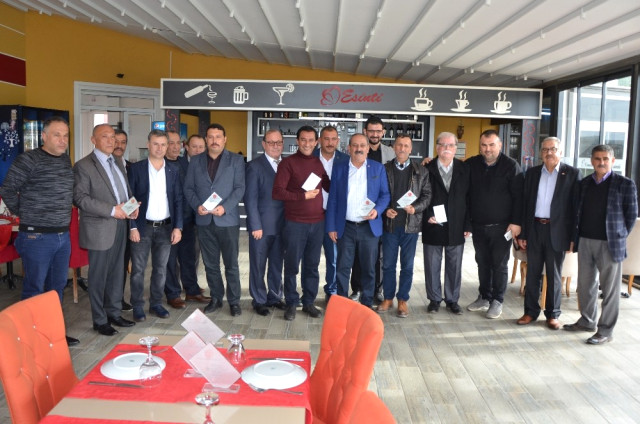 MHP Milas İlçe Başkanlığı’ndan Geçmiş Dönem Başkanlarına Plaket