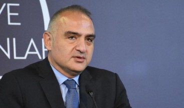 ‘Sinema gerginliği’ ile ilgili Bakan Ersoy’dan açıklama