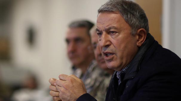 Son dakika: Bakan Akar’dan çok sert açıklama: ‘Hayallerinden vazgeçsinler’