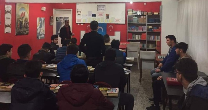 HER MAHALLEYE BİR ÜLKÜ OCAĞI