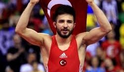 Güreşte Süleyman Atlı Avrupa Şampiyonu oldu