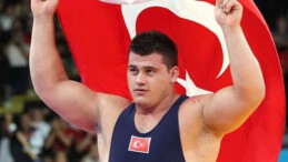 Minderde TÜRK fırtınası devam ediyor: Rıza Kayaalp 9. kez Avrupa şampiyonu oldu