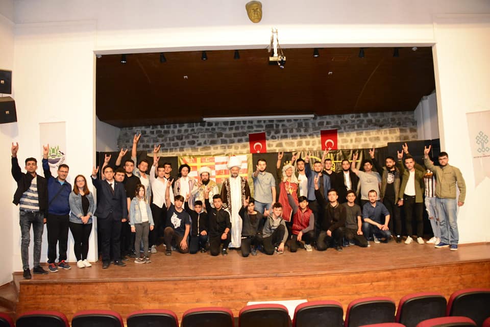 Edirne Ülkü Ocakları’ndan ‘Her Bizans’a Bir Fatih’ Tiyatrosu