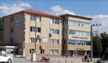 MHP’li Belediye Başkanı AKP döneminde yapılan 30’a yakın yolsuzluk tespit etti