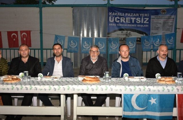 İnönü Ülkü Ocakları iftar programı düzenledi