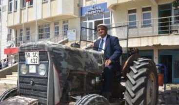 Milliyetçi Toplumcu belediye farkı: MHP’li başkan makam otosu olarak 36 yıllık traktörü kullanıyor