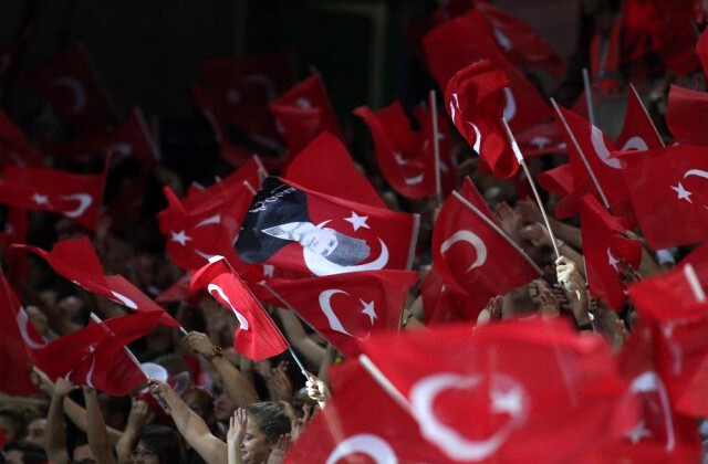 Filenin Sultanları, Fransa ya set vermedi