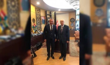 MHP Lideri Bahçeli’den Kastamonu’ya köstekli saat hediyesi