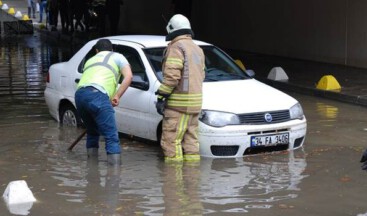 İstanbul’da Anadolu yakasında sağanak yağış etkili oldu