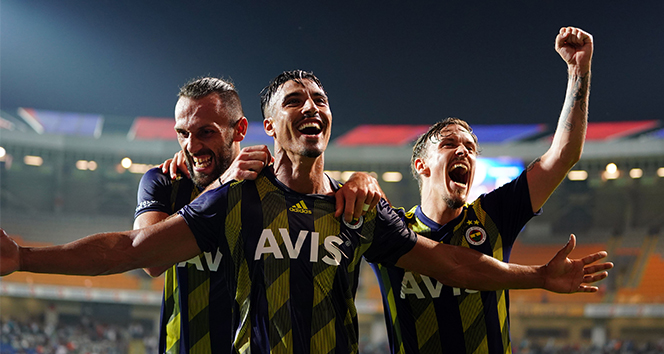 Medipol Başakşehir 1 – 2 Fenerbahçe | Kanarya Son Nefeste Kazandı