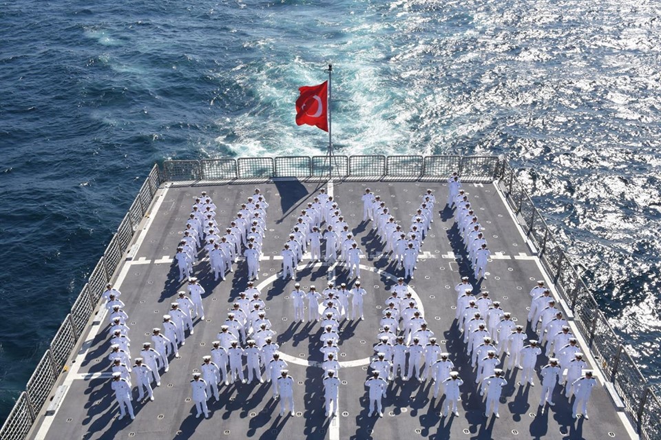 Türkiye Batı’ya Meydan Okuyor