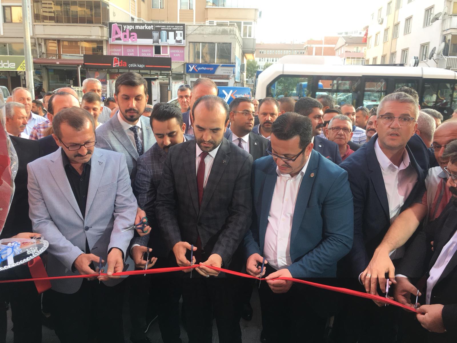 Bursa’da MHP ve Ülkü Ocakları ‘Paşa Keyif’ açılışında buluştu