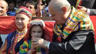 Devlet Bahçeli “Türk siyaset tarihinde, Sayın Devlet Bahçeli’nin bir benzeri yoktur.”