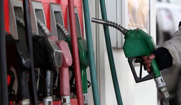 Benzine 35 kuruş ve motorine 12 kuruş zam yapıldı