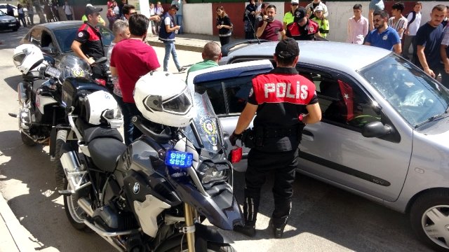 Bursa’da Polis okul çevrelerinde denetimde