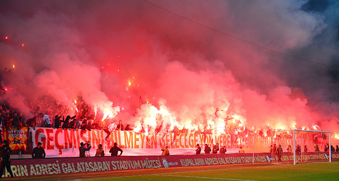 Galatasaray, 52 bin kişilik olan stadyumu 62 bine çıkartıyor.