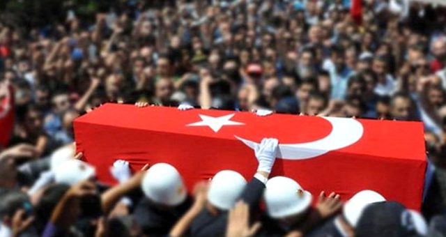 Hakkari’de yaralanan asker şehit oldu