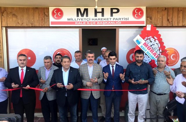 Malatya’nın Kale ilçesinde MHP teşkilatı yeni yerine taşındı
