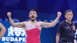 Milli güreşçimiz Süleyman Atlı gümüş madalya kazandı!