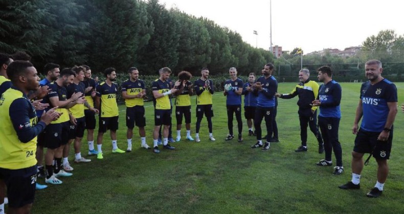 Volkan Demirel Fenerbahçe’de antrenör olarak ilk antrenmanına çıktı!