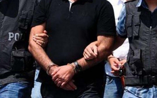 HDP’li Yüksekova Belediye Başkanı ve meclis üyesi tutuklandı