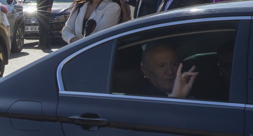 Devlet Bahçeli: 20 gün öldüğümü konuştular bir hafta da sakalımı konuşsunlar