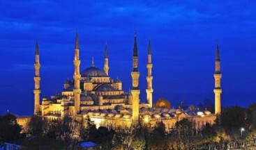 #BarışPınarıHarekatı nedeniyle tüm camilerde sela okundu