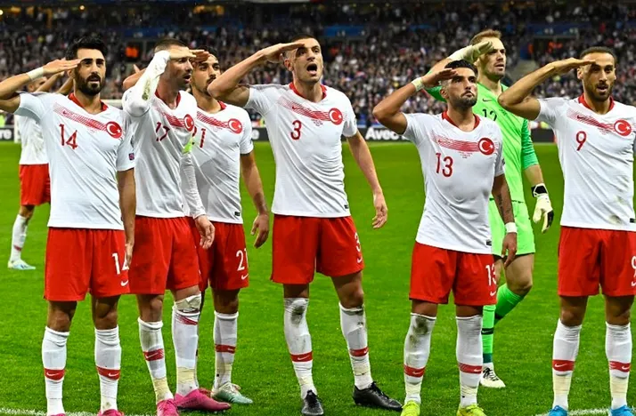 #UEFA&rsquo;dan A Milli Takımımıza “ASKER SELAMI” soruşturması