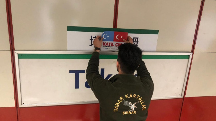 Çinci belediyeye ülkücülerin Doğu Türkistan tokadı
