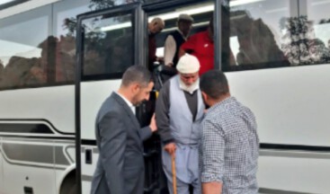 Elazığ MHP Yaşlılar Günü’nde yaşlıları yalnız bırakmadı