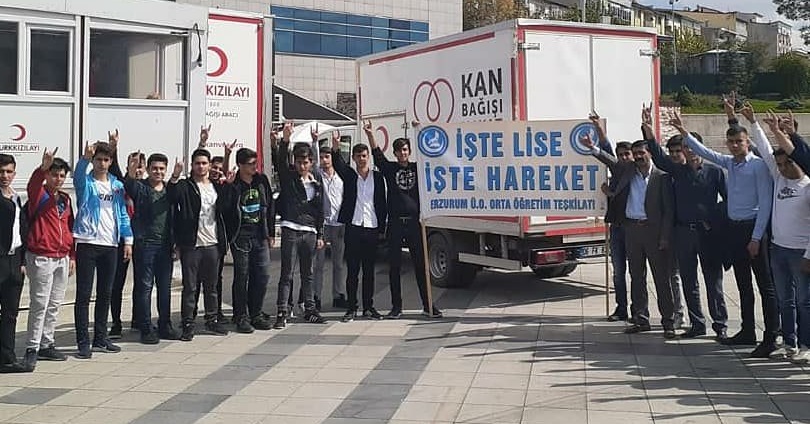 Erzurum Ülkü Ocakları Kan Bağışında bulundular.
