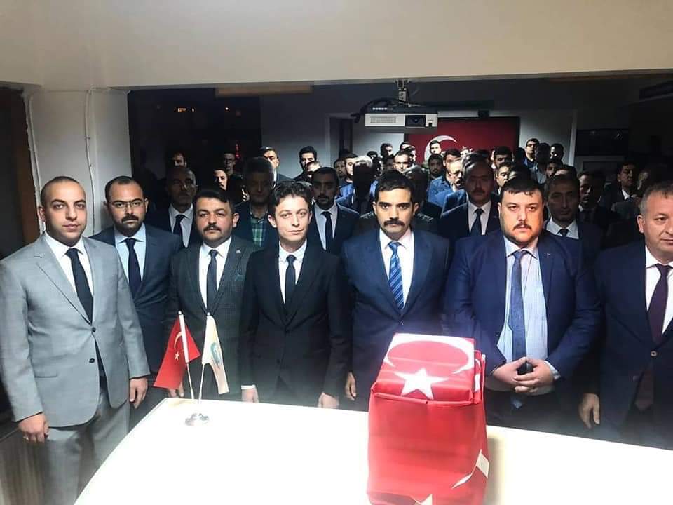 Kastamonu Ülkü Ocakları’nda bayrağı Haluk Yakar devraldı