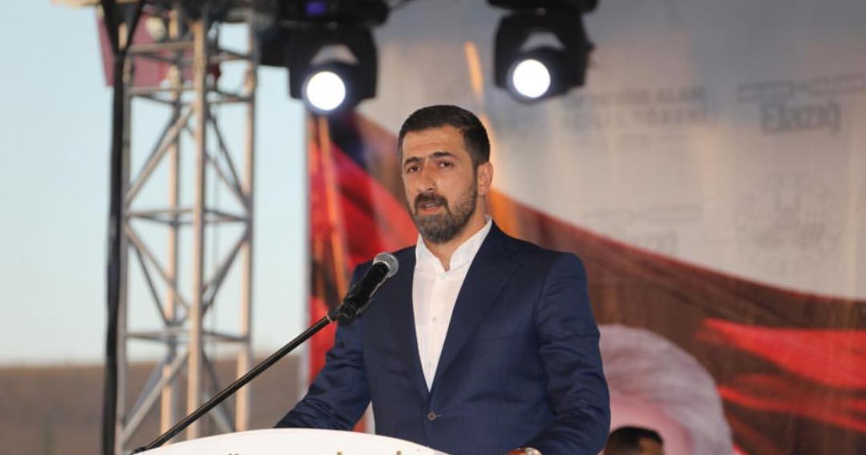 MHP Elazığ İl Başkanı Semih Işıkver’in #ÖğretmenlerGünü mesajı; “Çocuklarımızı, gençlerimizi; aklın, bilginin, ahlakın ve vicdanın rehberliğinde ‘Fikri hür,  vicdanı hür, irfanı hür’ bir şekilde yetiştirmek için gayret eden öğretmenlerimizin, 24 Kasım Öğretmenleri Gününü kutlarım”