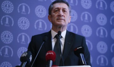 Bakan Selçuk: Öğretmen yetiştirmede bir arayışın içindeyiz