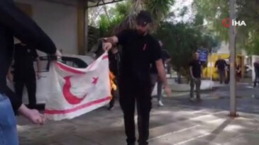 KIBRIS’TA YAKILAN KKTC BAYRAĞININ HİKÂYESİ