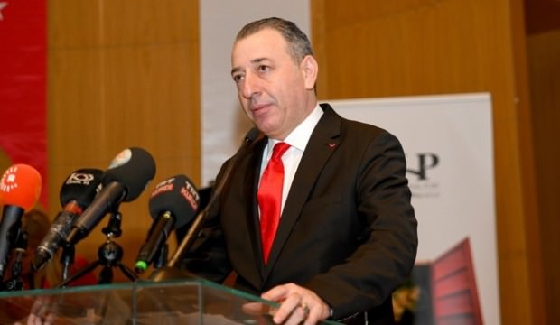 Mersin’de okullar hava muhalefeti yüzünden tatil mi edildi? Mersin Valisi Ali İhsan Su açıkladı