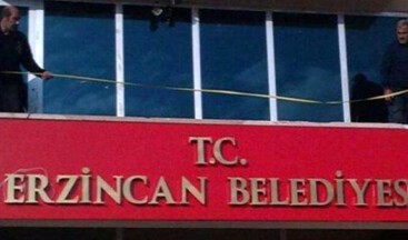 MHP’li Başkan talimat verdi Erzincan Belediyesi tabelasına T.C ibaresi eklendi