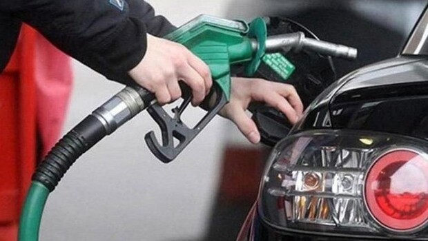 Benzin fiyatında düşüş sürüyor.! 3 günde 1.11 TL ucuzladı