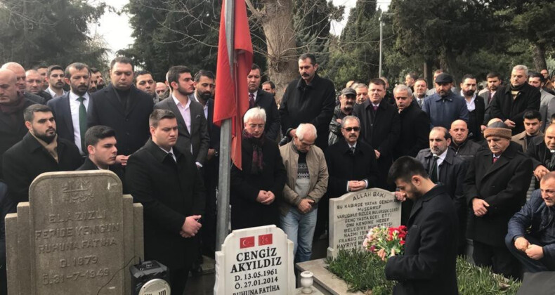Ülkücü Şehit gazeteci Cengiz Akyıldız kabri başında anıldı