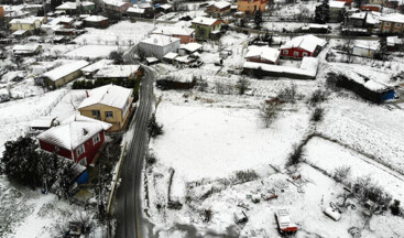 Meteoroloji tarih verdi! İstanbul’da kar başladı… Kaç gün sürecek
