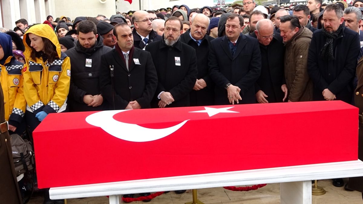 İdlib şehidimiz Birhan Er Çorlu’da son yolculuğuna uğurlandı