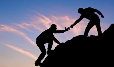 DOSTLAR, DOSTLUKLAR…