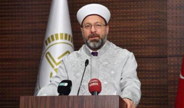 Diyanet İşleri Başkanı Ali Erbaş’dan koronavirüs açıklaması: Cami ve mescitlerde cemaatle namaza ara verilecek #Coranatuerkiye