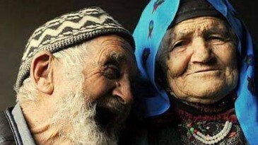KİMDİR BU 65-80 YAŞ ARASINDAKİ NESİL