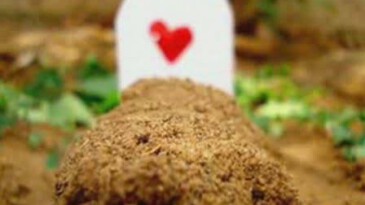 SEVENLER ÖLDÜĞÜNDE, YÜREKLERİNDEKİ SEVDA NEREYE GİDER?