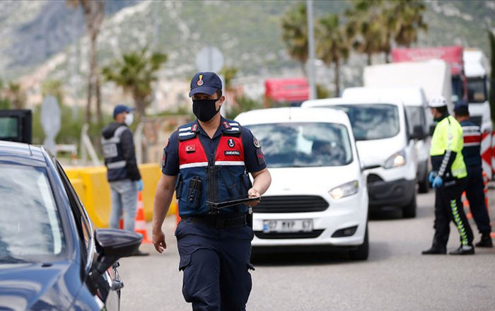 İçişleri Bakanlığı’ndan seyahat genelgesi! 18 yaş altı ve 65 yaş için izin gerekiyor mu?