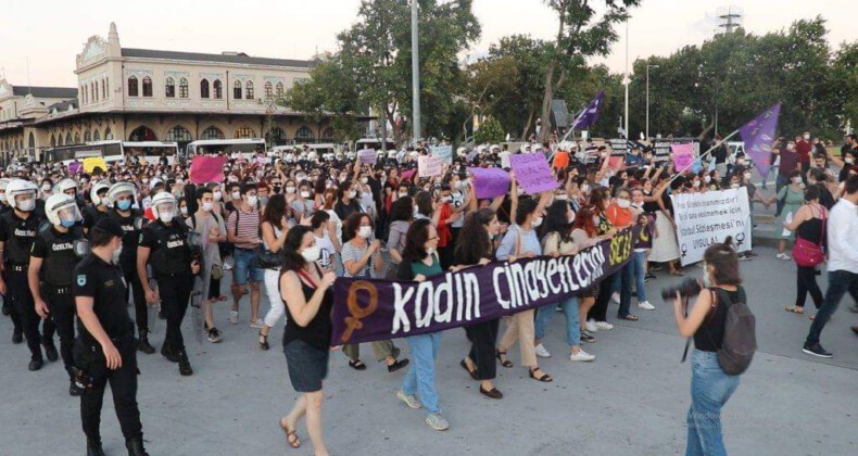 KARŞI MAHALLE HAYRANLARI