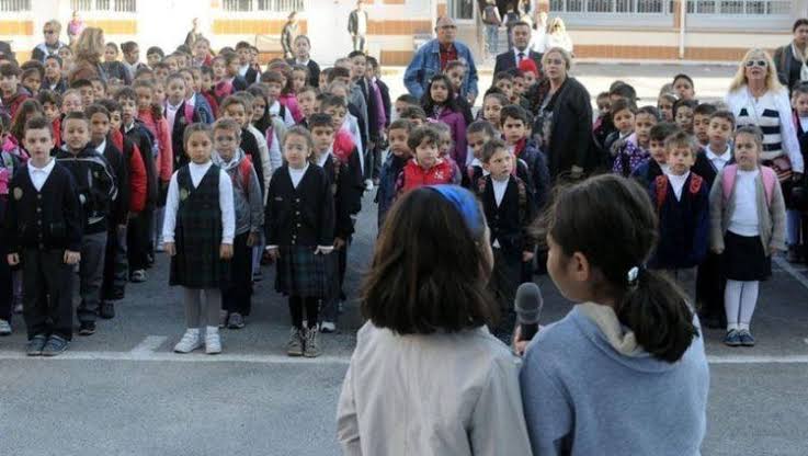 Eğitim-İş Sendikası: Andımızı her sabah öğrencilerimiz ile beraber okuyacağız