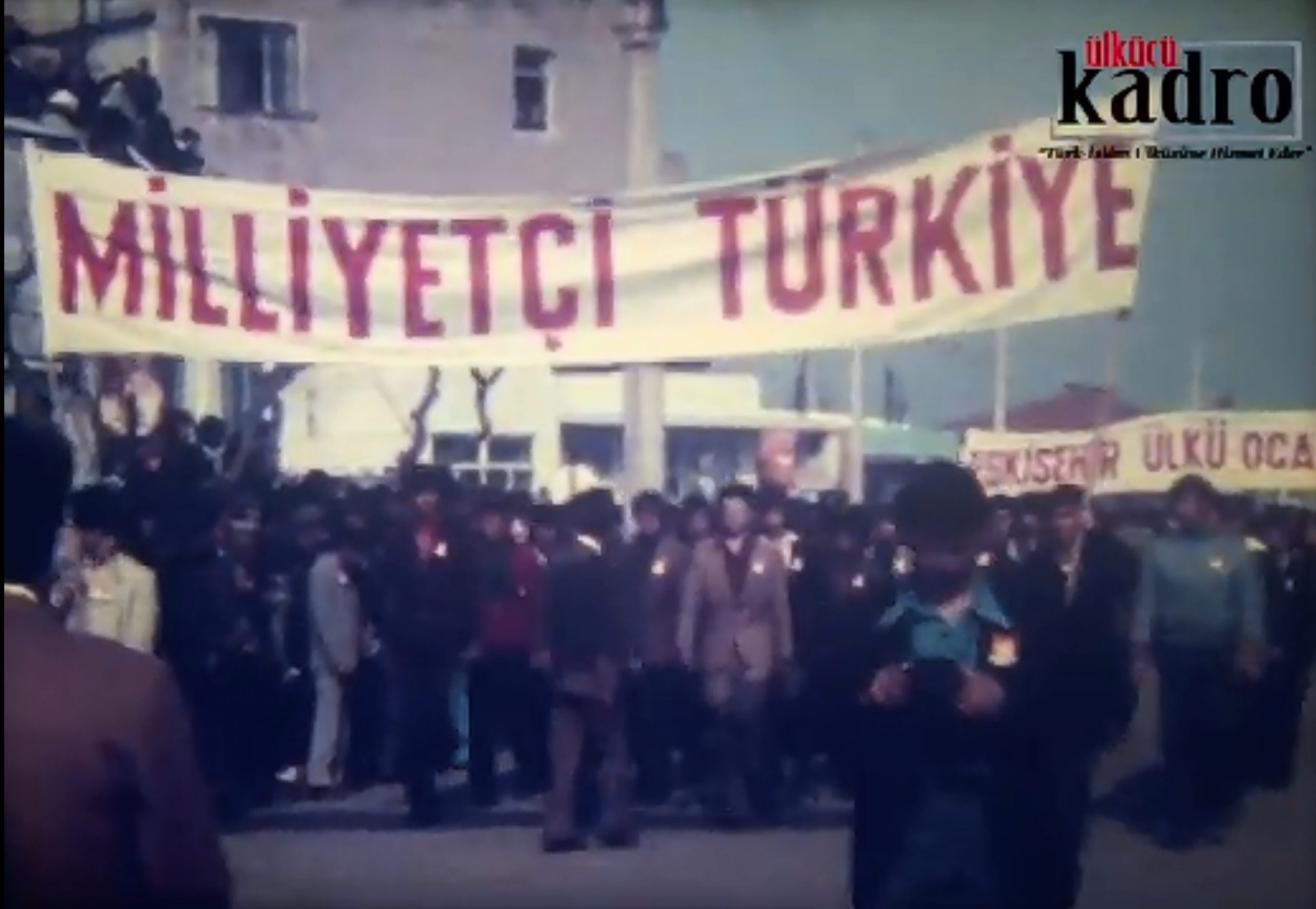 Ülkücü Hareketin 50 bin kişilik Çanakkale Zafer Yürüyüşü – İlk defa yayınlanan görüntüler-